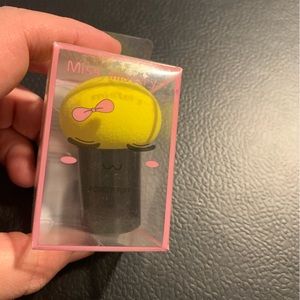 Beauty blender & press on nails set